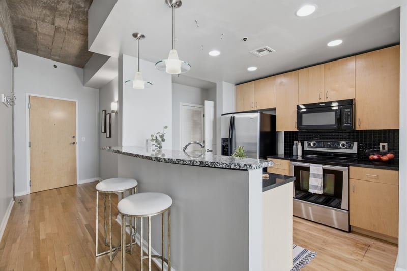 415 Church St #2411, Nashville, TN 37219