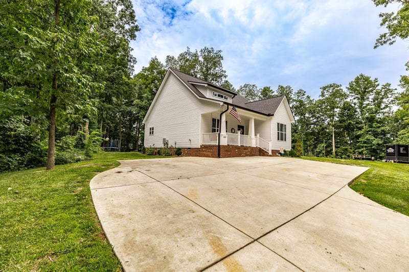 8909 Cedar Grove Rd, Cross Plains, TN 37049