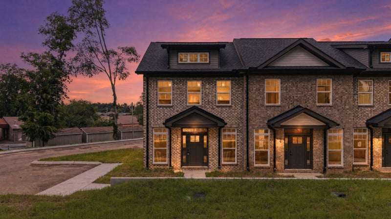 102 Halfrunner Way #102, Smyrna, TN 37167