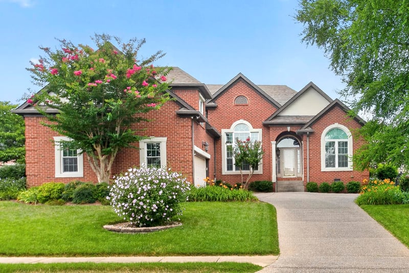 104 Stoneway, Hendersonville, TN 37075
