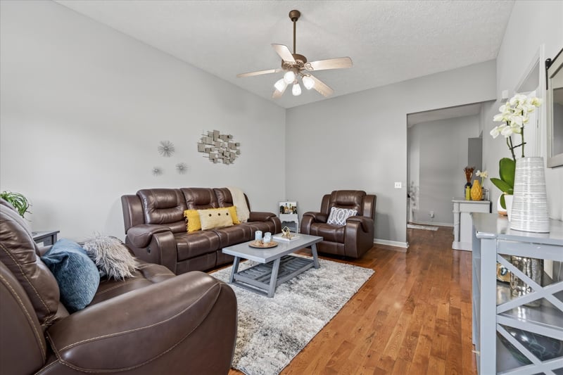 1520 Brick Dr, Nashville, TN 37207