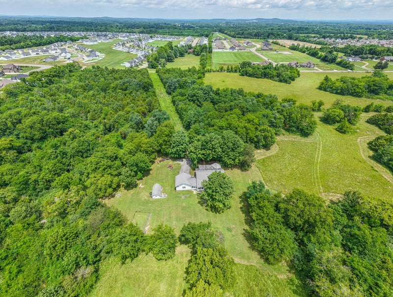 873 Walnut Grove Rd, Christiana, TN 37037