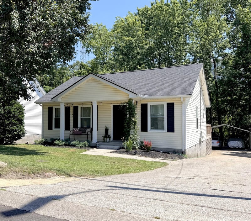 2525 Slaydon Dr, Nashville, TN 37207