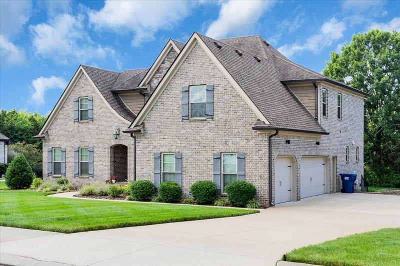 621 Tybarber Ave, Murfreesboro, TN 37129