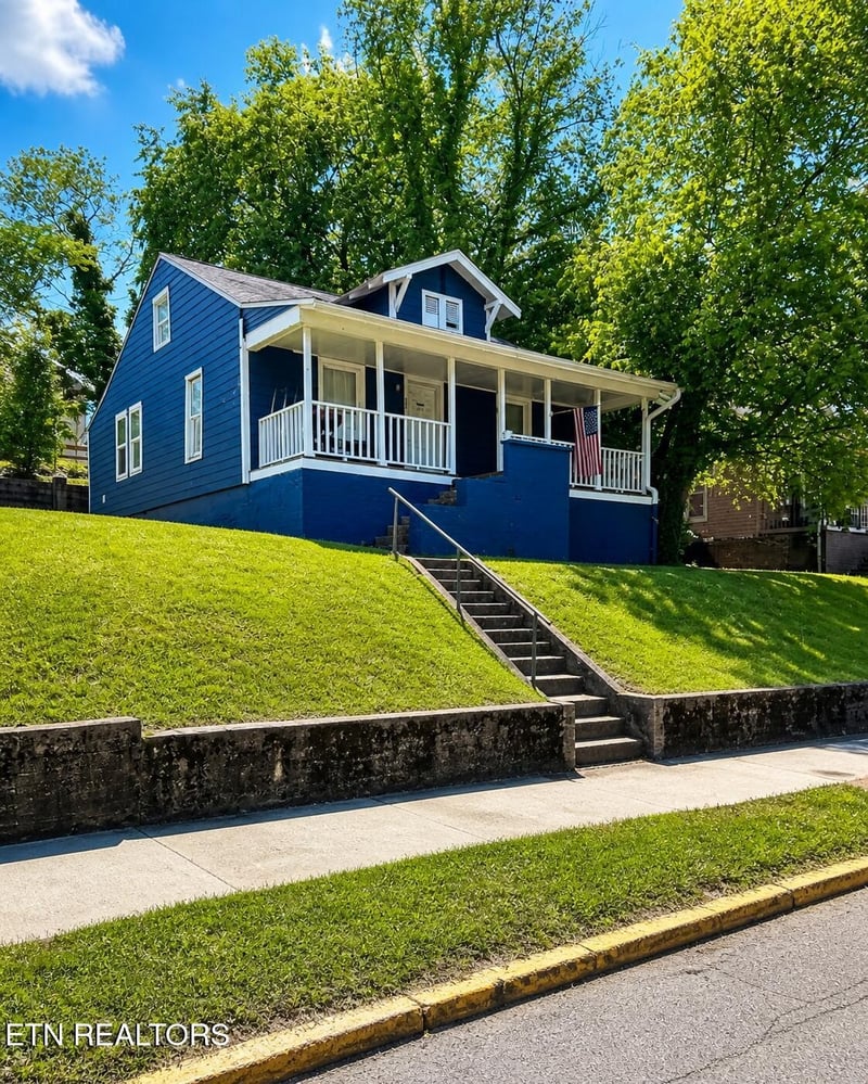 1718 Forest Ave, Knoxville, TN 37916