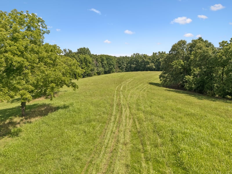 7700 Daugherty Capley Rd, Bon Aqua, TN 37025