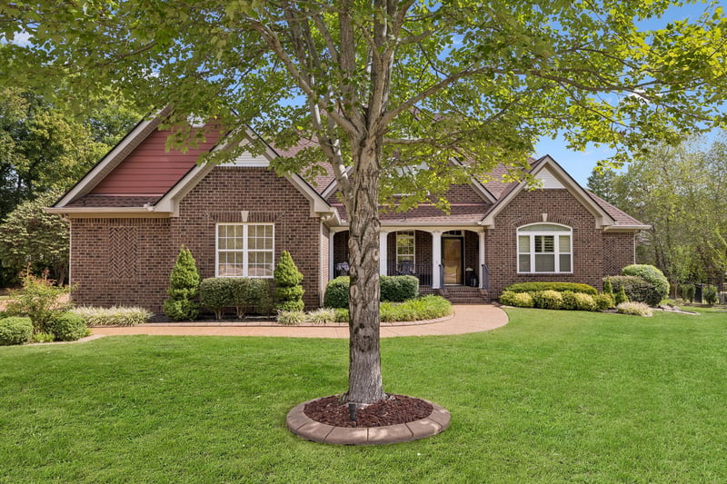 1006 Autumn Ridge Ct, Spring Hill, TN 37174