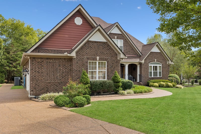 1006 Autumn Ridge Ct, Spring Hill, TN 37174