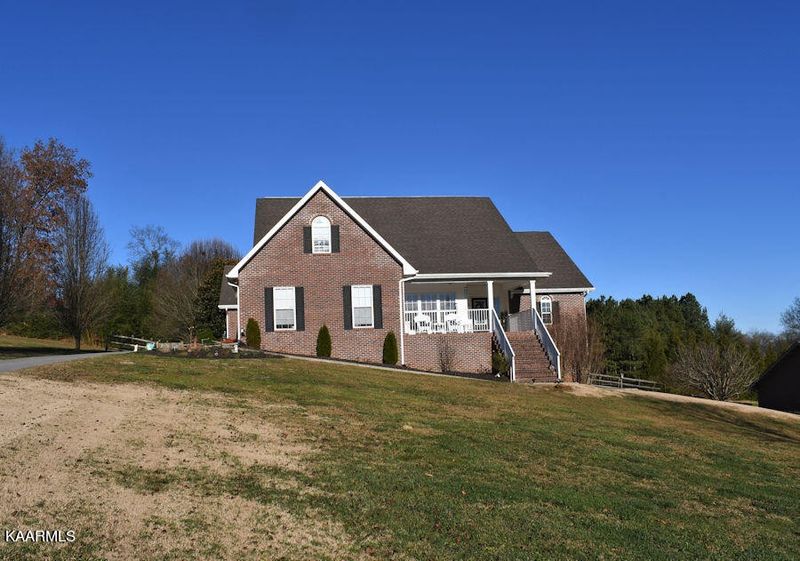 1925 Big Buck Ln, Sevierville, TN 37876