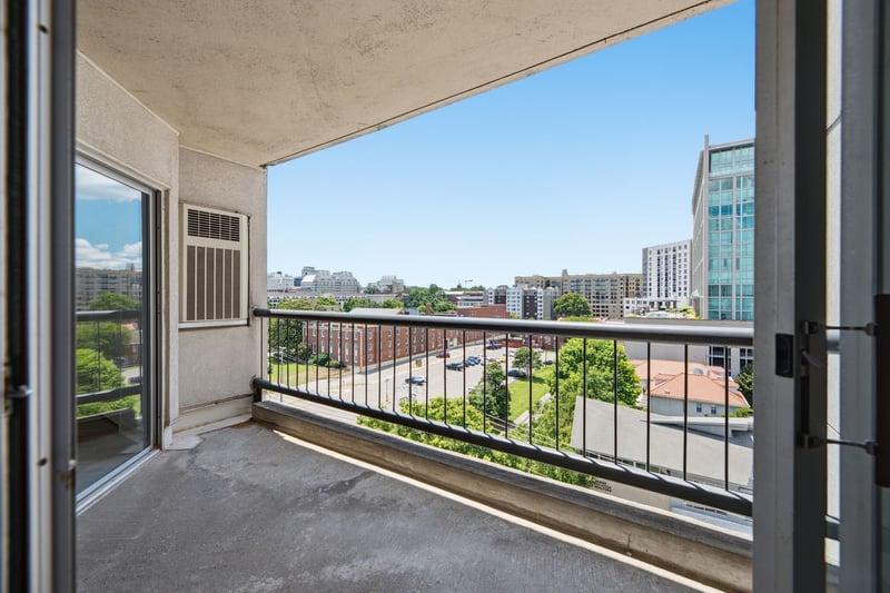 900 19th Ave S #1001, Nashville, TN 37212