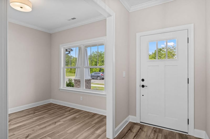 418 Winchester Dr, Rossville, GA 30741