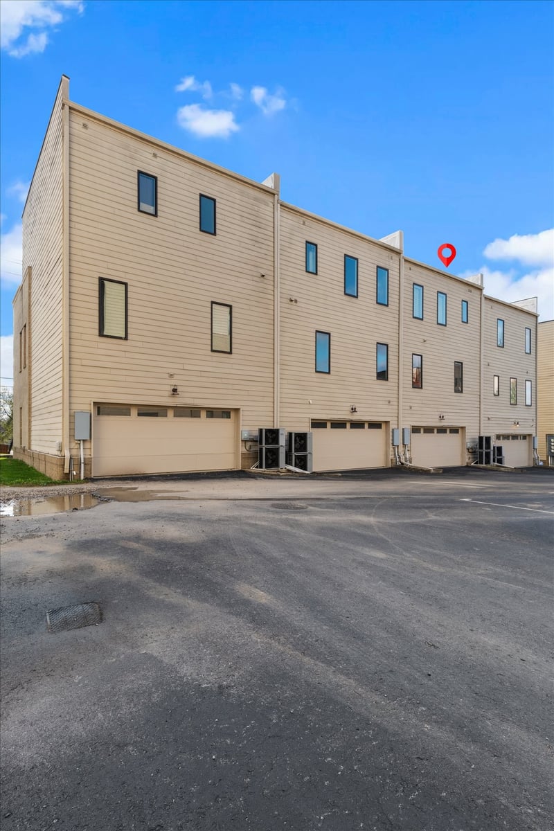 731 Douglas Ave, Nashville, TN 37207