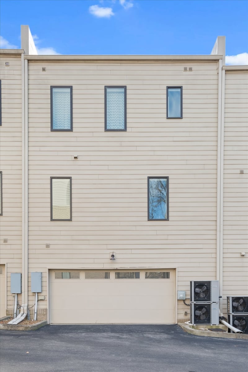 731 Douglas Ave, Nashville, TN 37207