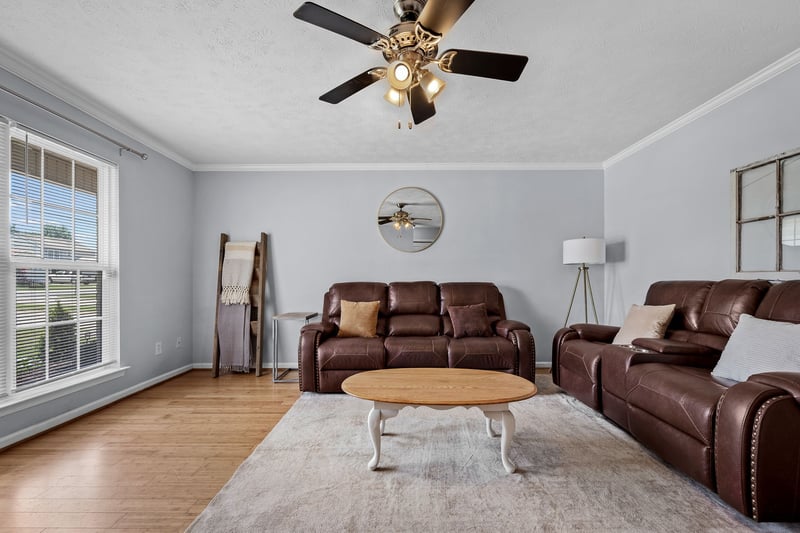 296 Indian Park Dr, Murfreesboro, TN 37128