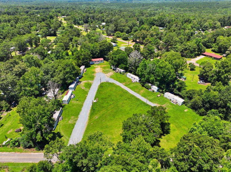 120 Pine Cir, Ellaville, GA 31806