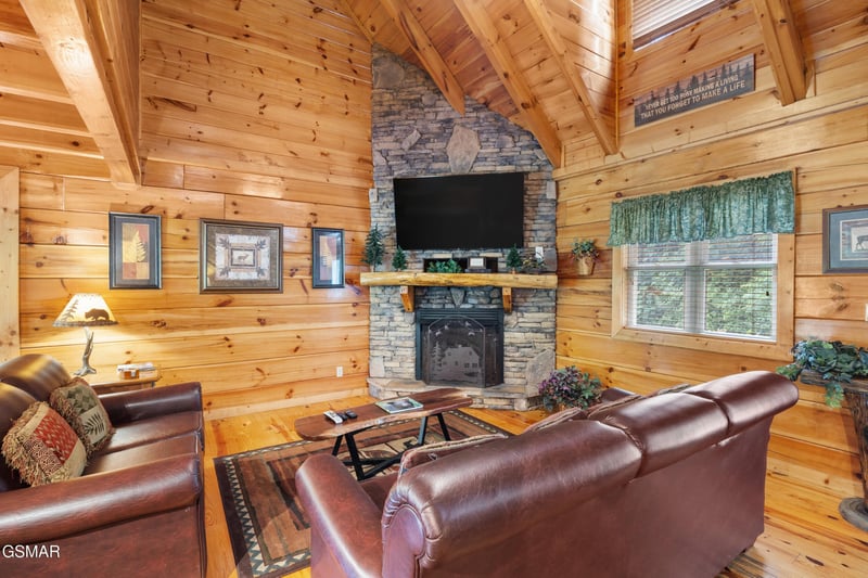 4420 Shangrila Way, Sevierville, TN 37876