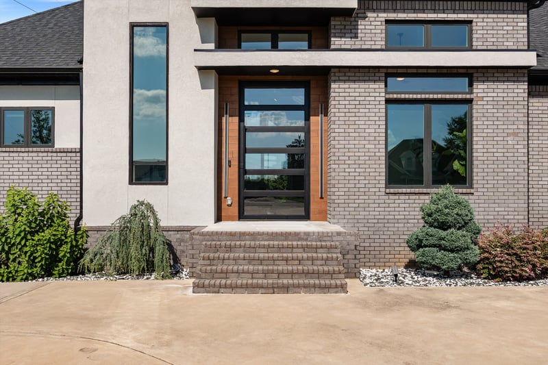 556 Bay Point Dr, Gallatin, TN 37066