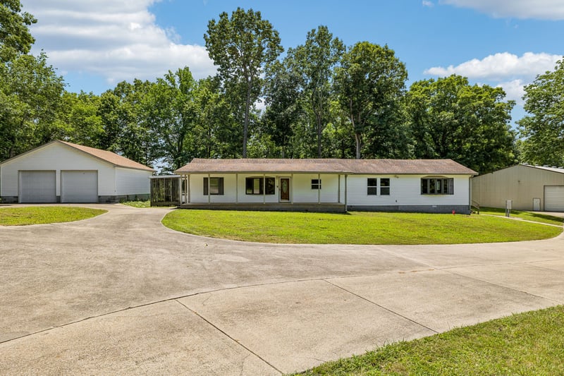 2076 Valley View Rd, Joelton, TN 37080