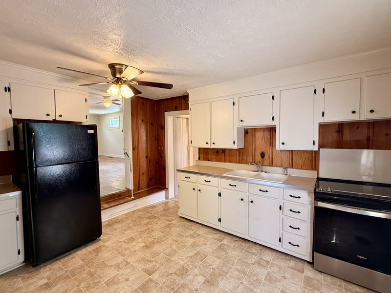 629 Martha Ave, Gallatin, TN 37066