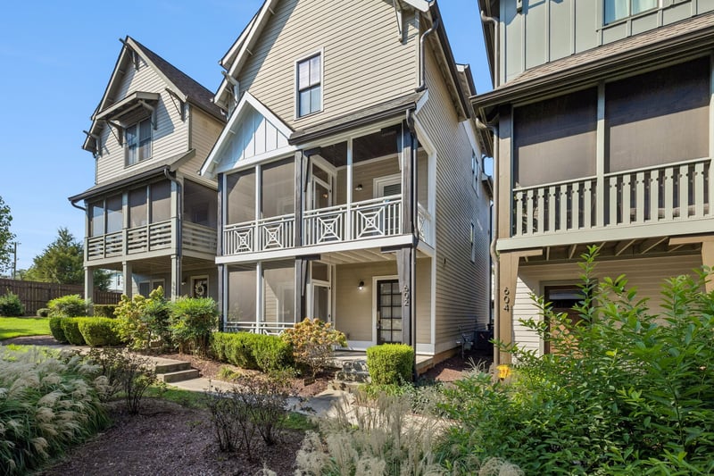 602 Centerpoint Ln, Nashville, TN 37209