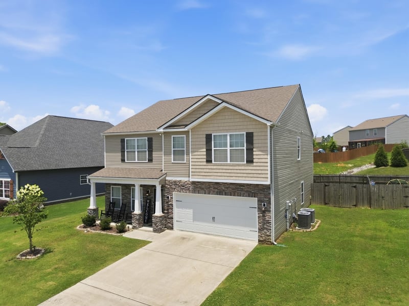 137 Browning Dr, Rossville, GA 30741