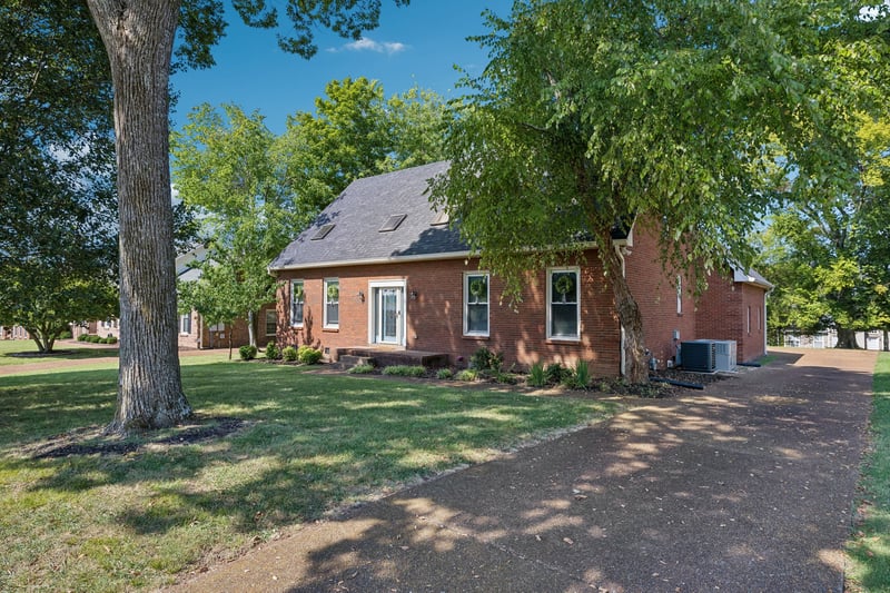 836 Rachel Dr, Goodlettsville, TN 37072