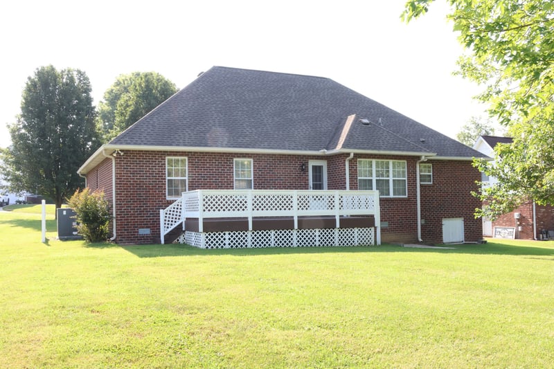 332 Hazeltine Dr, Gallatin, TN 37066
