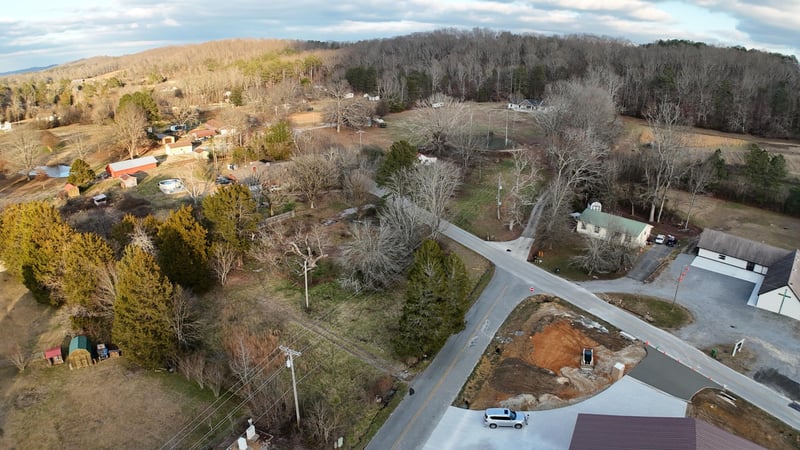 1585 E Reed Rd, La Fayette, GA 30728