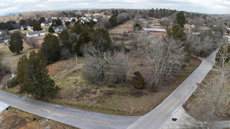 1585 E Reed Rd, La Fayette, GA 30728