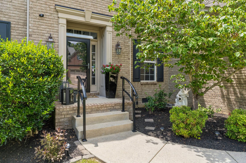 3572 Fair Meadows Dr, Nashville, TN 37211