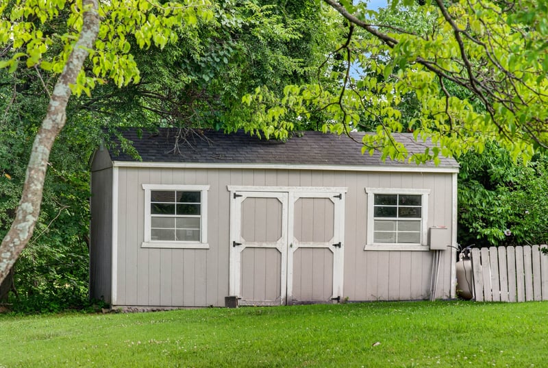130 Tison Ln, Cottontown, TN 37048