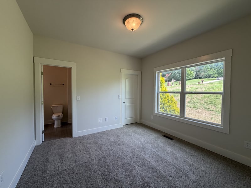 1707 Aster Dr, Columbia, TN 38401