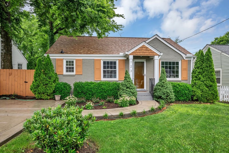 1235 Sunnymeade Dr, Nashville, TN 37216