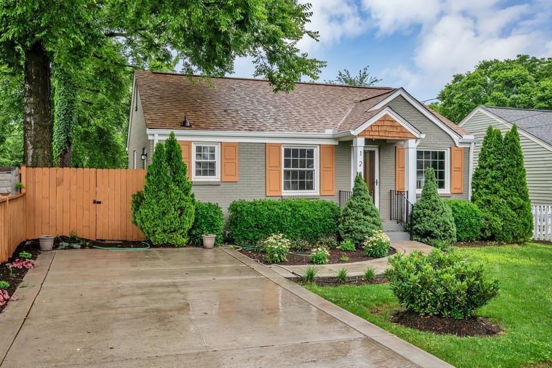 1235 Sunnymeade Dr, Nashville, TN 37216