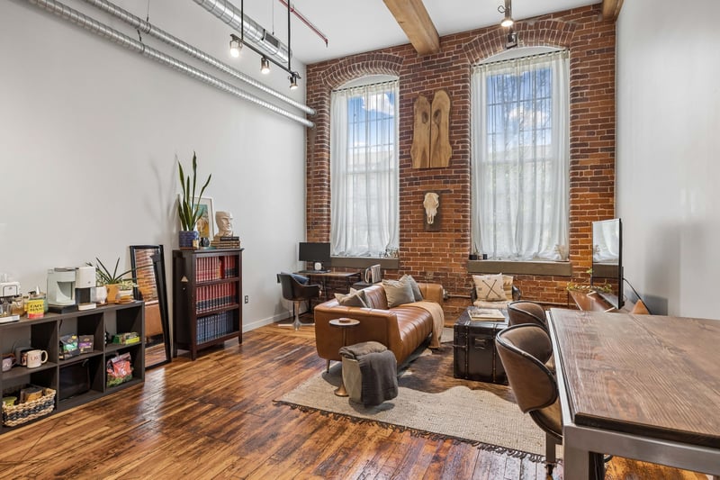 1350 Rosa L Parks Blvd #335, Nashville, TN 37208