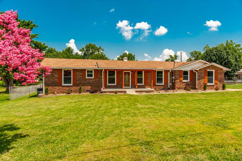 109 Valley View Dr, Old Hickory, TN 37138