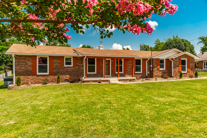 109 Valley View Dr, Old Hickory, TN 37138