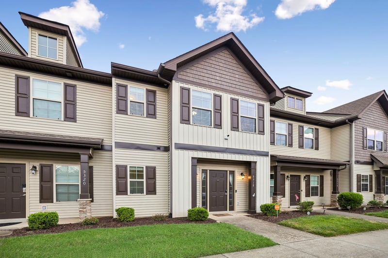 5318 Perlou Ln, Murfreesboro, TN 37128