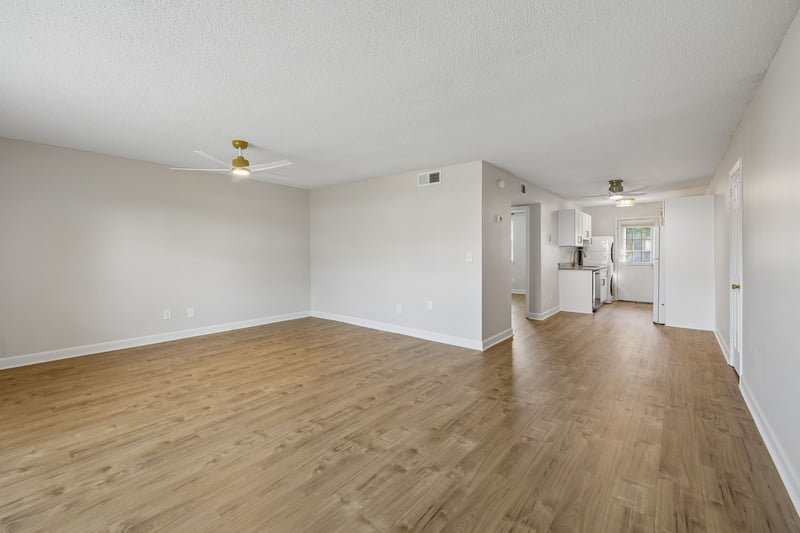 1301 Neelys Bend Rd #21, Madison, TN 37115