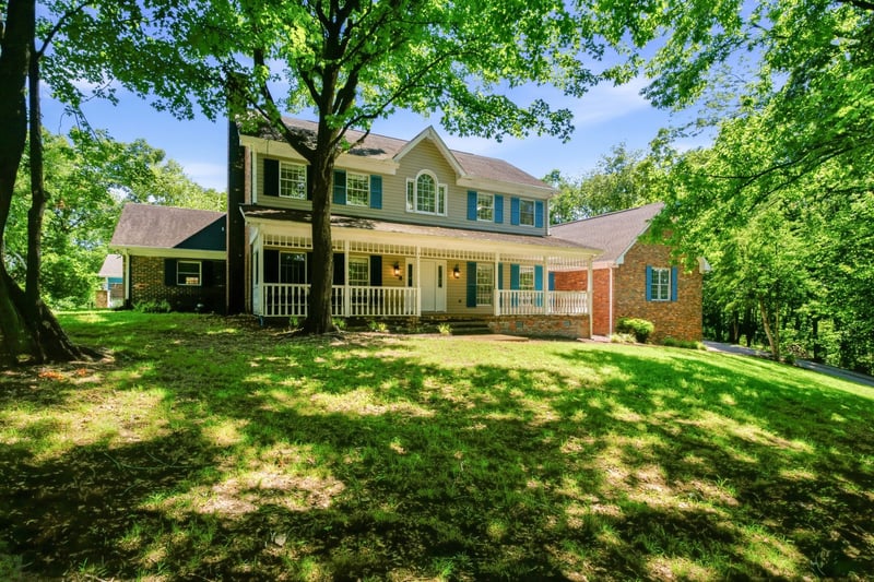 1122 Longview Dr, Hendersonville, TN 37075