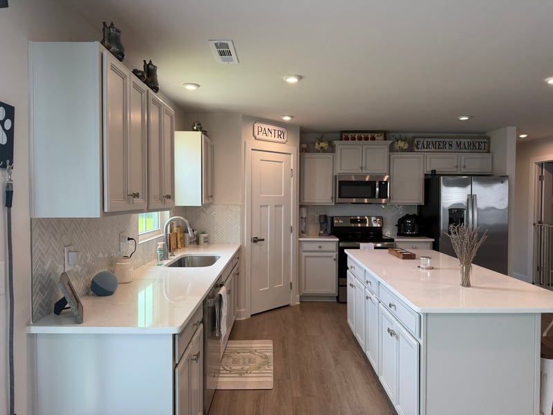 469 Steamview Dr, White House, TN 37188