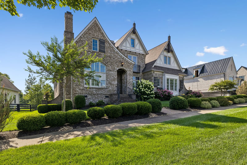 7036 Lanceleaf Dr, College Grove, TN 37046