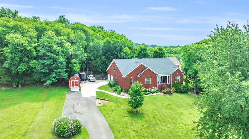 1345 Standing Stone Cir, Columbia, TN 38401
