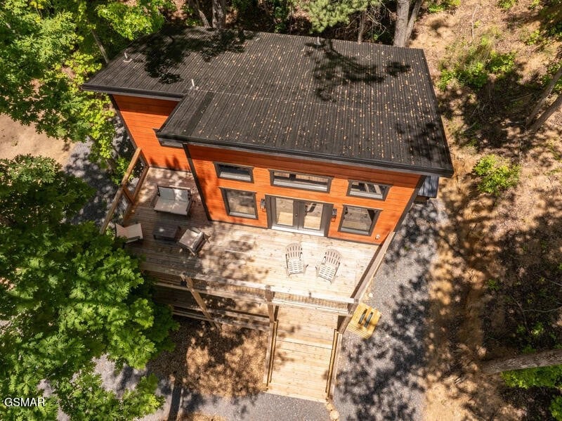 2672 Sulpher Springs Rd, Sevierville, TN 37862