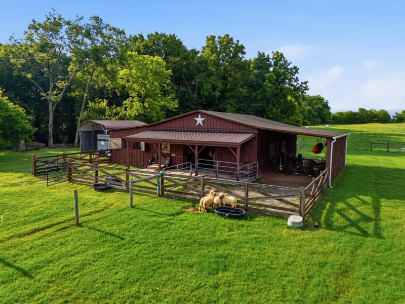 1038 Kansas Ln, Gallatin, TN 37066