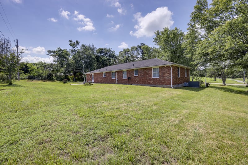 13210 Betts Rd, Greenbrier, TN 37073