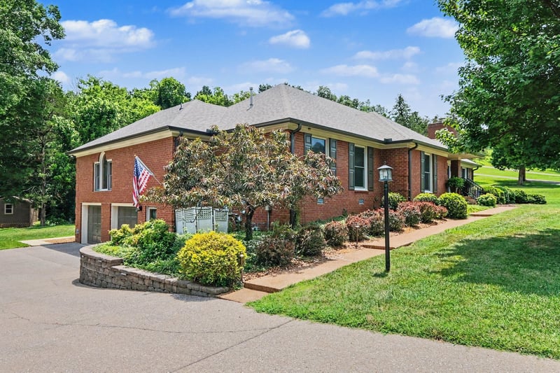 209 Scenic Ridge Ct, Old Hickory, TN 37138