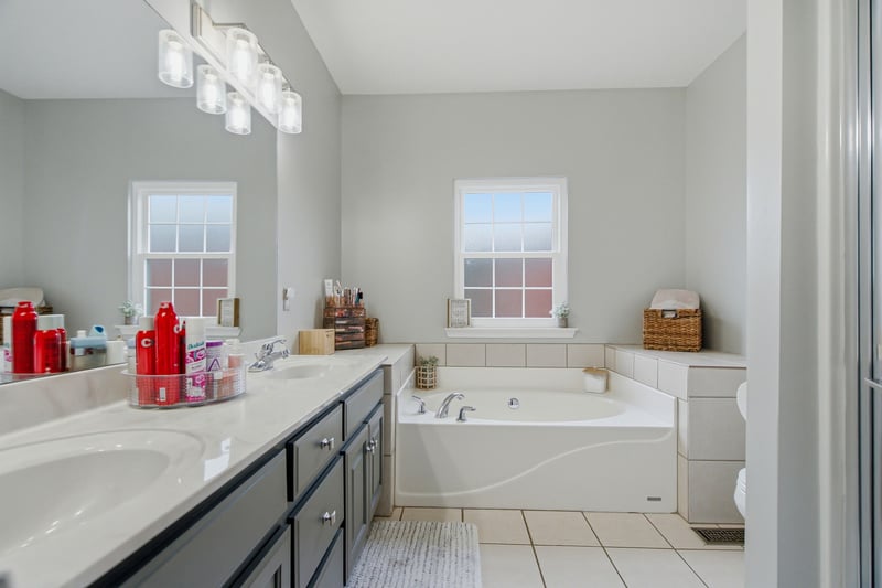 203 Cheyenne Dr, White House, TN 37188