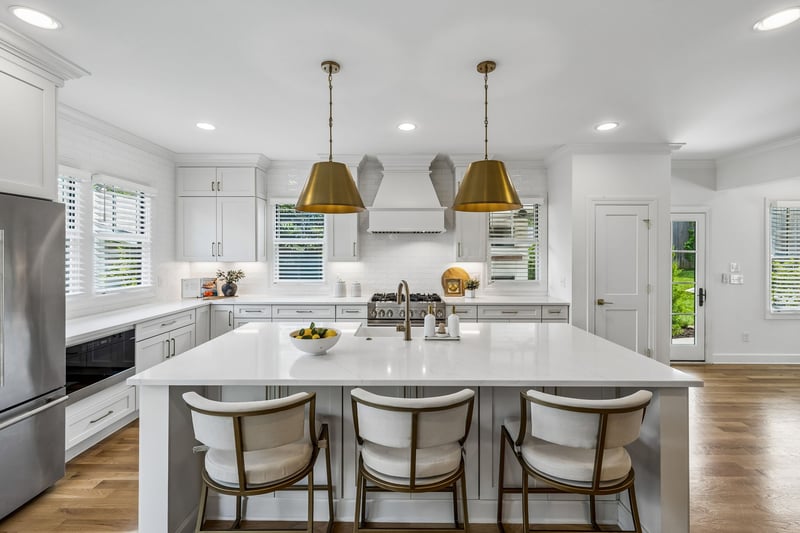 2416 W Linden Ave, Nashville, TN 37212