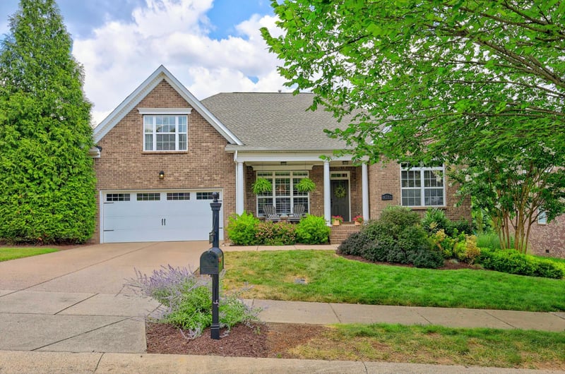 8344 Parkfield Dr, Nolensville, TN 37135